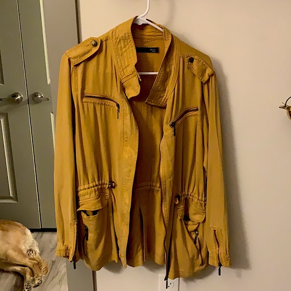 Outer layer, jacket - Picture 2 of 2